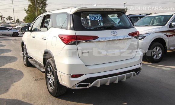 কেনা আমদানি Toyota Fortuner White গাড়ী মধ্যে ইম্পোর্ট - দুবাই মধ্যে Bandarban কেনা আমদানি Toyota Fortuner White গাড়ী মধ্যে ইম্পোর্ট - দুবাই মধ্যে Bandarban