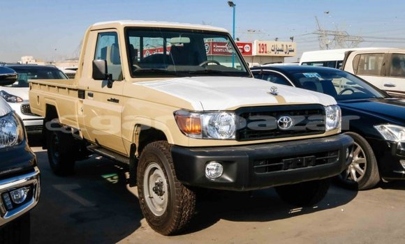 কেনা আমদানি Toyota Land Cruiser Beige গাড়ী মধ্যে ইম্পোর্ট - দুবাই মধ্যে Bandarban কেনা আমদানি Toyota Land Cruiser Beige গাড়ী মধ্যে ইম্পোর্ট - দুবাই মধ্যে Bandarban