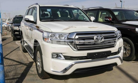 কেনা আমদানি Toyota Land Cruiser White গাড়ী মধ্যে ইম্পোর্ট - দুবাই মধ্যে Bandarban কেনা আমদানি Toyota Land Cruiser White গাড়ী মধ্যে ইম্পোর্ট - দুবাই মধ্যে Bandarban