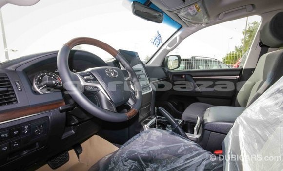 কেনা আমদানি Toyota Land Cruiser White গাড়ী মধ্যে ইম্পোর্ট - দুবাই মধ্যে Bandarban কেনা আমদানি Toyota Land Cruiser White গাড়ী মধ্যে ইম্পোর্ট - দুবাই মধ্যে Bandarban