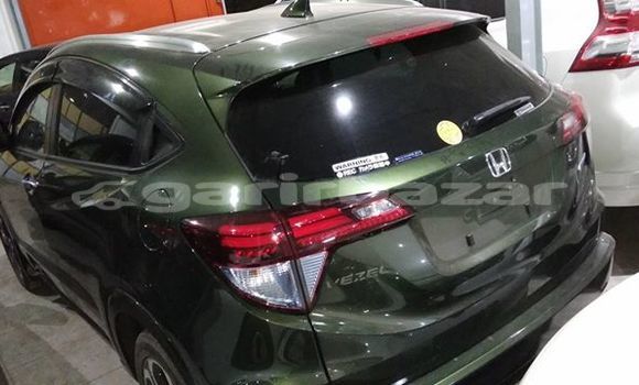 Buy Used 2014 Honda Vezel in Dhaka, Dhaka Buy Used 2014 Honda Vezel in Dhaka, Dhaka