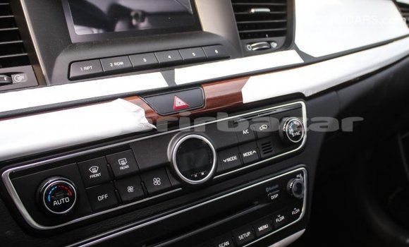 Buy Import 2018 Mercedes-Benz Cadenza in Import - Dubai, Bandarban Buy Import 2018 Mercedes-Benz Cadenza in Import - Dubai, Bandarban