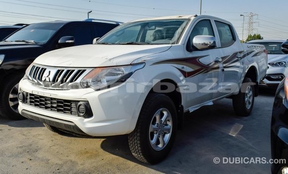 কেনা আমদানি Mitsubishi L200 White গাড়ী মধ্যে ইম্পোর্ট - দুবাই মধ্যে Bandarban কেনা আমদানি Mitsubishi L200 White গাড়ী মধ্যে ইম্পোর্ট - দুবাই মধ্যে Bandarban