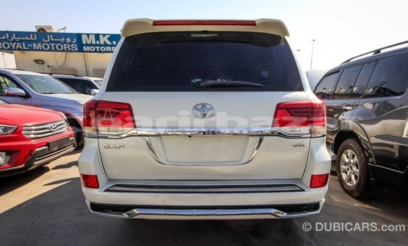 Buy Import 2010 Toyota Land Cruiser in Import - Dubai, Bandarban Buy Import 2010 Toyota Land Cruiser in Import - Dubai, Bandarban