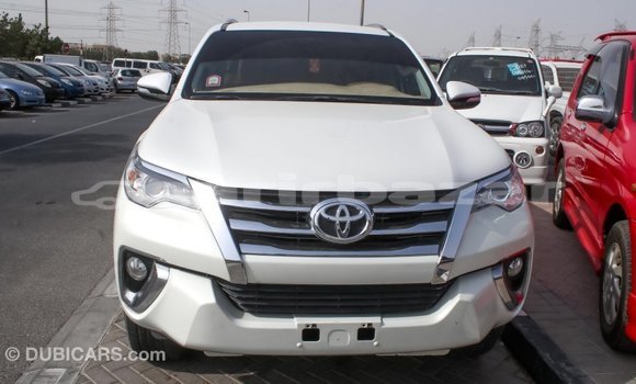 কেনা আমদানি Toyota Fortuner White গাড়ী মধ্যে ইম্পোর্ট - দুবাই মধ্যে Bandarban কেনা আমদানি Toyota Fortuner White গাড়ী মধ্যে ইম্পোর্ট - দুবাই মধ্যে Bandarban