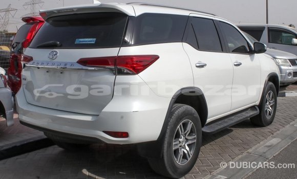 কেনা আমদানি Toyota Fortuner White গাড়ী মধ্যে ইম্পোর্ট - দুবাই মধ্যে Bandarban কেনা আমদানি Toyota Fortuner White গাড়ী মধ্যে ইম্পোর্ট - দুবাই মধ্যে Bandarban