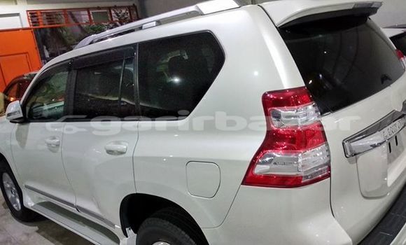 Buy Used 2014 Toyota Prado in Dhaka, Dhaka Buy Used 2014 Toyota Prado in Dhaka, Dhaka