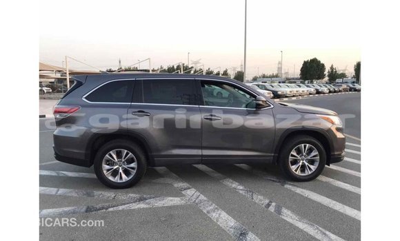 Buy Import 2016 Toyota Highlander in Import - Dubai, Bandarban Buy Import 2016 Toyota Highlander in Import - Dubai, Bandarban