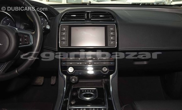 কেনা আমদানি Jaguar XE Red গাড়ী মধ্যে ইম্পোর্ট - দুবাই মধ্যে Bandarban কেনা আমদানি Jaguar XE Red গাড়ী মধ্যে ইম্পোর্ট - দুবাই মধ্যে Bandarban