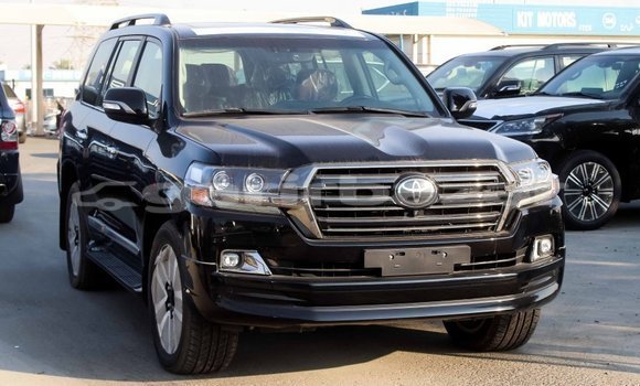 Buy Import 2018 Toyota Land Cruiser in Import - Dubai, Bandarban Buy Import 2018 Toyota Land Cruiser in Import - Dubai, Bandarban