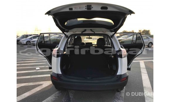 Buy Import 2014 Toyota HiAce in Import - Dubai, Bandarban Buy Import 2014 Toyota HiAce in Import - Dubai, Bandarban