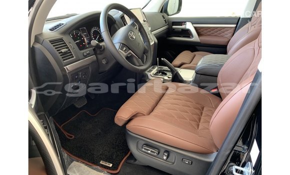 Buy Import 2019 Toyota Land Cruiser in Import - Dubai, Bandarban Buy Import 2019 Toyota Land Cruiser in Import - Dubai, Bandarban