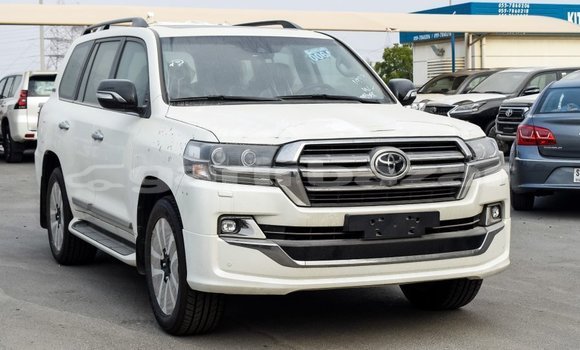 Buy Import 2019 Toyota Land Cruiser in Import - Dubai, Bandarban Buy Import 2019 Toyota Land Cruiser in Import - Dubai, Bandarban