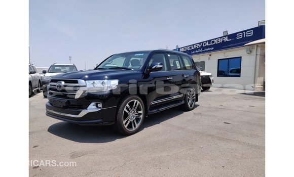 Buy Import 2019 Toyota Land Cruiser in Import - Dubai, Bandarban Buy Import 2019 Toyota Land Cruiser in Import - Dubai, Bandarban