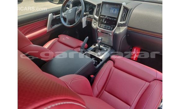 Buy Import 2019 Toyota Land Cruiser in Import - Dubai, Bandarban Buy Import 2019 Toyota Land Cruiser in Import - Dubai, Bandarban