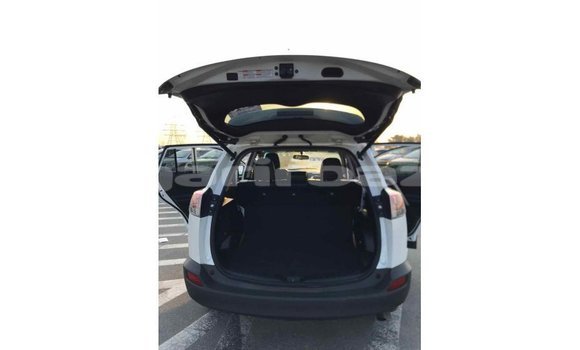 Buy Import 2014 Toyota HiAce in Import - Dubai, Bandarban Buy Import 2014 Toyota HiAce in Import - Dubai, Bandarban