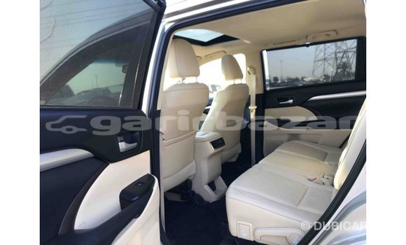Buy Import 2015 Toyota Highlander in Import - Dubai, Bandarban Buy Import 2015 Toyota Highlander in Import - Dubai, Bandarban