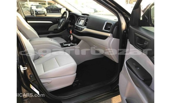 Buy Import 2015 Toyota Highlander in Import - Dubai, Bandarban Buy Import 2015 Toyota Highlander in Import - Dubai, Bandarban