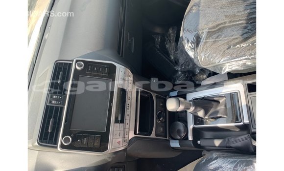 Buy Import 2019 Toyota Prado in Import - Dubai, Bandarban Buy Import 2019 Toyota Prado in Import - Dubai, Bandarban