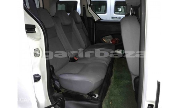 Buy Import 2015 Peugeot Partner in Import - Dubai, Bandarban Buy Import 2015 Peugeot Partner in Import - Dubai, Bandarban