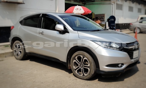 Buy Used 2013 Honda Vezel in Dhaka, Dhaka