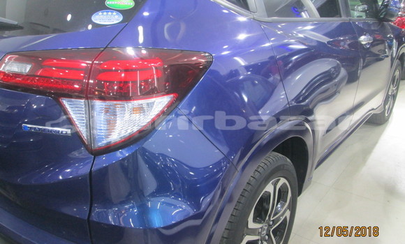 কেনা আমদানি Honda Vezel Blue গাড়ী মধ্যে ঢাকা মধ্যে Dhaka কেনা আমদানি Honda Vezel Blue গাড়ী মধ্যে ঢাকা মধ্যে Dhaka