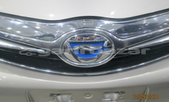 কেনা আমদানি Toyota Axio Gold গাড়ী মধ্যে ঢাকা মধ্যে Dhaka কেনা আমদানি Toyota Axio Gold গাড়ী মধ্যে ঢাকা মধ্যে Dhaka