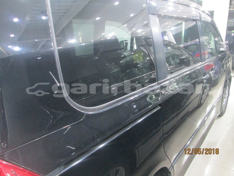 Big with watermark toyota noah dhaka dhaka 1621