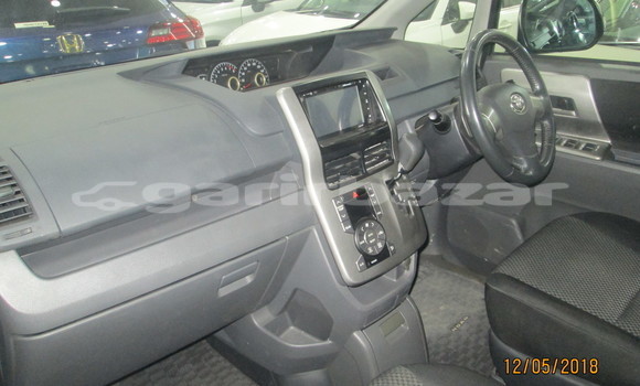 কেনা আমদানি Toyota Noah Grey গাড়ী মধ্যে ঢাকা মধ্যে Dhaka কেনা আমদানি Toyota Noah Grey গাড়ী মধ্যে ঢাকা মধ্যে Dhaka