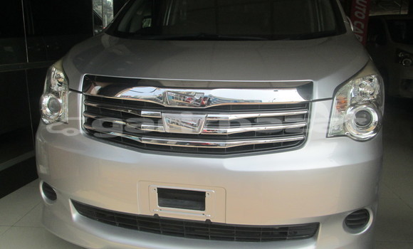 Buy Import Toyota Noah in Dhaka, Dhaka Buy Import Toyota Noah in Dhaka, Dhaka