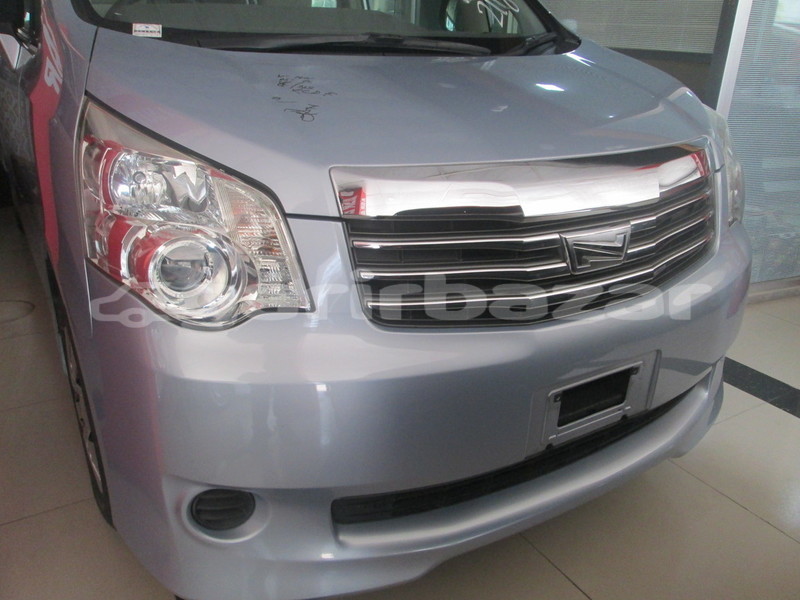 Big with watermark toyota noah dhaka dhaka 1626