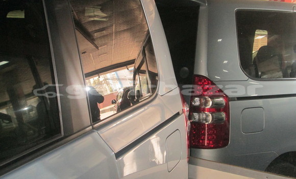 Buy Import Toyota Noah in Dhaka, Dhaka Buy Import Toyota Noah in Dhaka, Dhaka