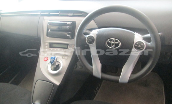 Buy Import Toyota Prius in Dhaka, Dhaka Buy Import Toyota Prius in Dhaka, Dhaka