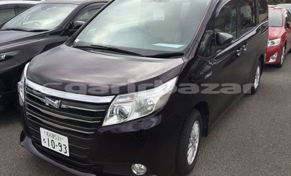 কেনা আমদানি Toyota Noah Burgundy গাড়ী মধ্যে ঢাকা মধ্যে Dhaka কেনা আমদানি Toyota Noah Burgundy গাড়ী মধ্যে ঢাকা মধ্যে Dhaka