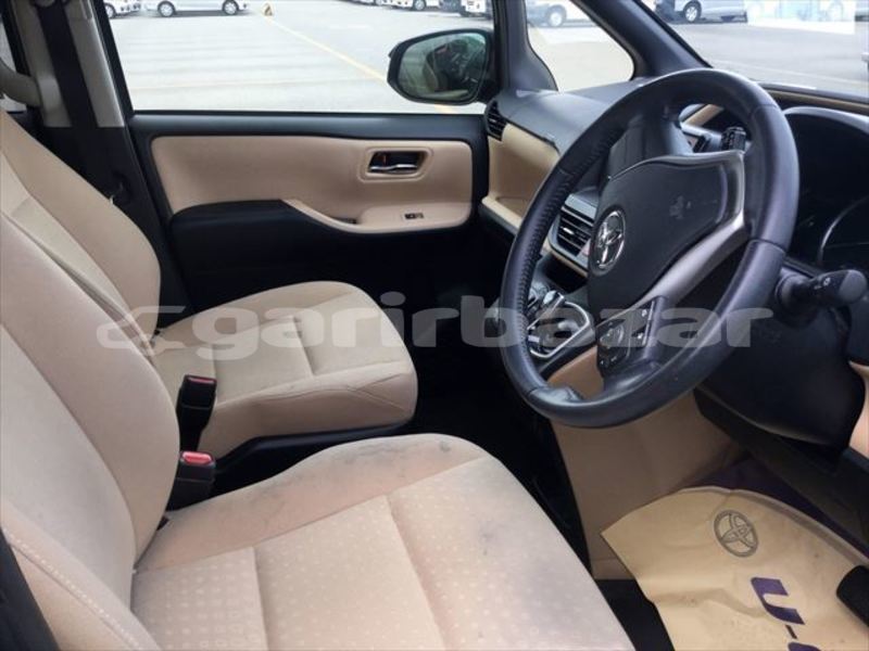 Big with watermark toyota noah dhaka dhaka 1636