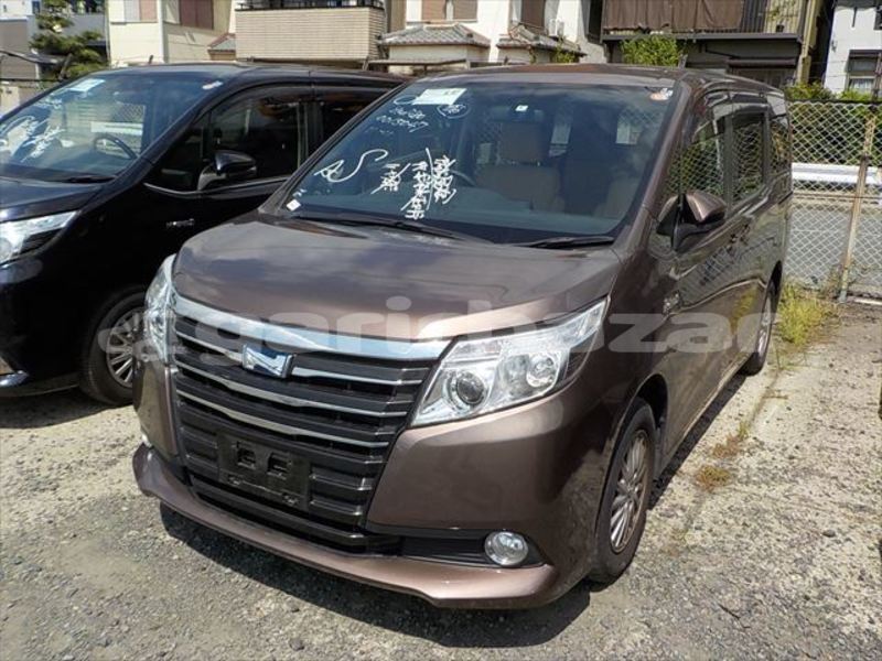 Big with watermark toyota noah dhaka dhaka 1659