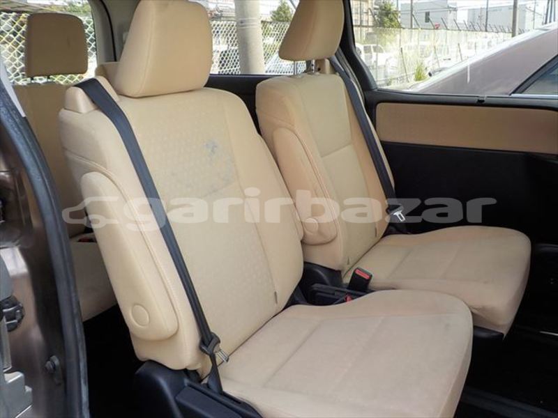 Big with watermark toyota noah dhaka dhaka 1659