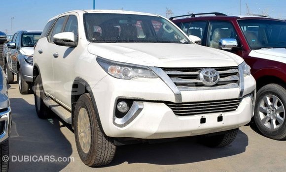 কেনা আমদানি Toyota Fortuner White গাড়ী মধ্যে ইম্পোর্ট - দুবাই মধ্যে Bandarban কেনা আমদানি Toyota Fortuner White গাড়ী মধ্যে ইম্পোর্ট - দুবাই মধ্যে Bandarban