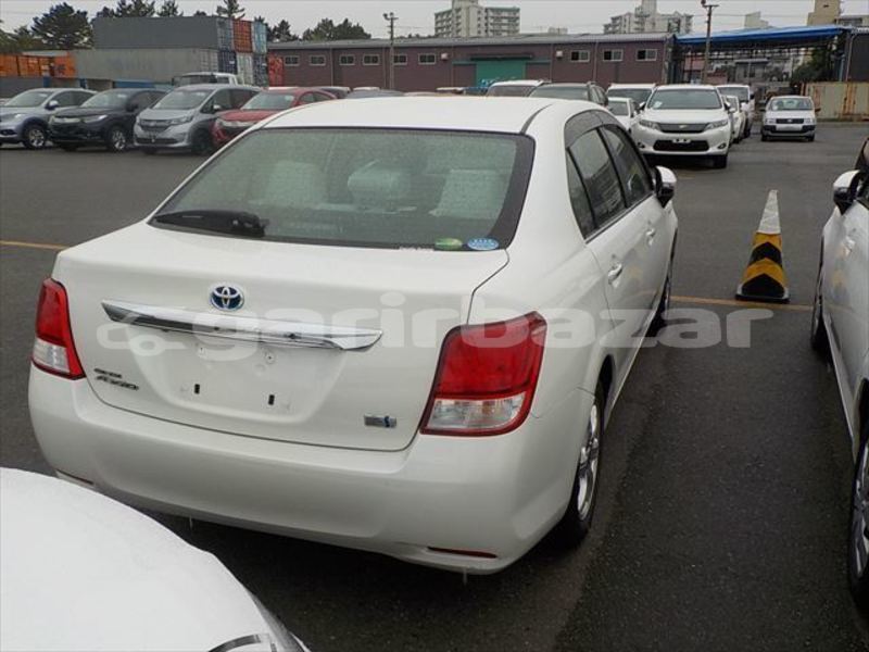 Big with watermark toyota axio dhaka dhaka 1668