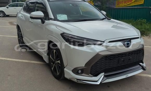 কেনা নতুন Toyota Corolla Cross White গাড়ী মধ্যে ঢাকা মধ্যে Dhaka কেনা নতুন Toyota Corolla Cross White গাড়ী মধ্যে ঢাকা মধ্যে Dhaka