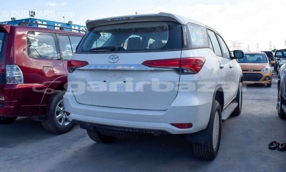 কেনা আমদানি Toyota Fortuner White গাড়ী মধ্যে ইম্পোর্ট - দুবাই মধ্যে Bandarban কেনা আমদানি Toyota Fortuner White গাড়ী মধ্যে ইম্পোর্ট - দুবাই মধ্যে Bandarban