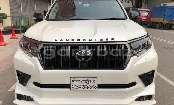 Buy Used 2021 Toyota Land Cruiser Prado in Dhaka, Dhaka Buy Used 2021 Toyota Land Cruiser Prado in Dhaka, Dhaka