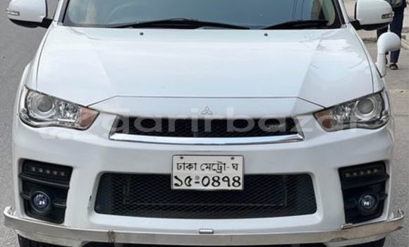 কেনা ব্যবহৃত Mitsubishi Outlander White গাড়ী মধ্যে ঢাকা মধ্যে Dhaka কেনা ব্যবহৃত Mitsubishi Outlander White গাড়ী মধ্যে ঢাকা মধ্যে Dhaka