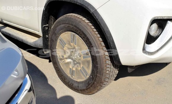কেনা আমদানি Toyota Fortuner White গাড়ী মধ্যে ইম্পোর্ট - দুবাই মধ্যে Bandarban কেনা আমদানি Toyota Fortuner White গাড়ী মধ্যে ইম্পোর্ট - দুবাই মধ্যে Bandarban