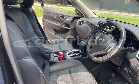 Buy Used 2015 Nissan X-Trail in Dhaka, Dhaka Buy Used 2015 Nissan X-Trail in Dhaka, Dhaka