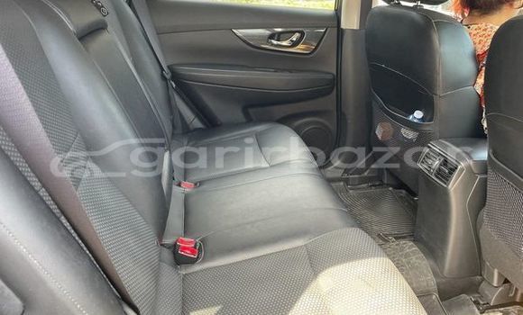 Buy Used 2015 Nissan X-Trail in Dhaka, Dhaka Buy Used 2015 Nissan X-Trail in Dhaka, Dhaka