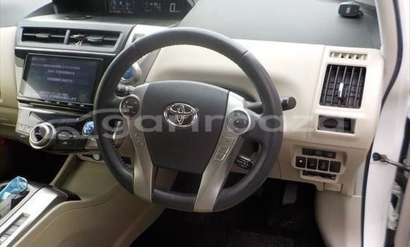 Buy Used 2019 Toyota Prius Alpha in Dhaka, Dhaka Buy Used 2019 Toyota Prius Alpha in Dhaka, Dhaka