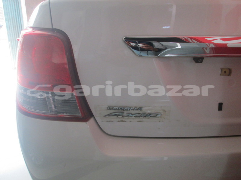 Big with watermark toyota axio dhaka dhaka 1701