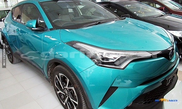 Buy Import Honda CHR in Dhaka, Dhaka Buy Import Honda CHR in Dhaka, Dhaka