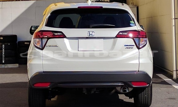 Buy Import Honda Vezel in Dhaka, Dhaka Buy Import Honda Vezel in Dhaka, Dhaka